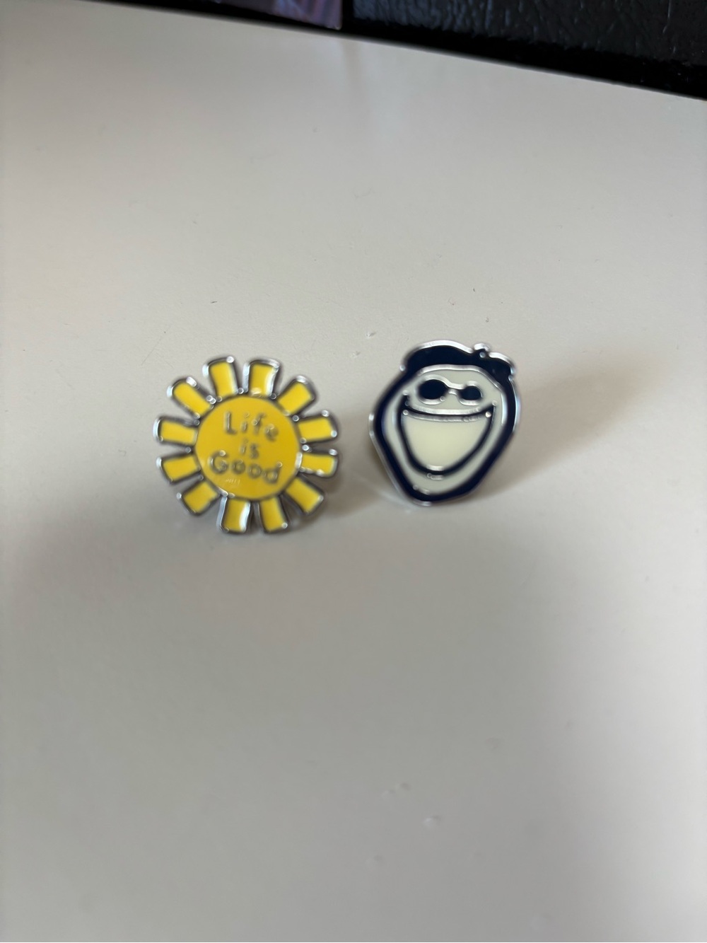 Collectable Life Is Good Tac Pin Set W/ Jake- Engraved